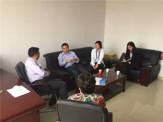 博金贷商学院长朱旻与南昌大学管理学院.jpg
