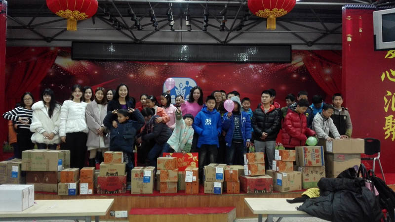 1481598461548059878.jpg 博金贷党总支走进南昌SOS儿童村图01.jpg