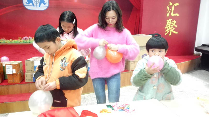 1481598548029090118.jpg 博金贷理财党总支走进南昌SOS儿童村图08.jpg