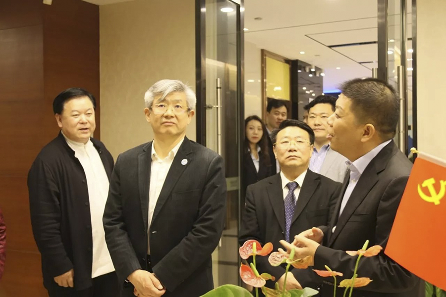 1512097990412068106.jpg 4.jpg